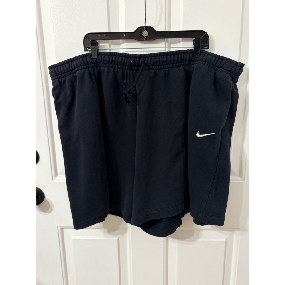 Nike | Fleece Athletic Plus Size Shorts 3X || Black|